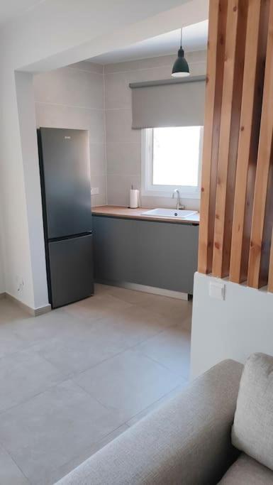 Two Bedroom Apartment With Pool Paphos Exteriör bild